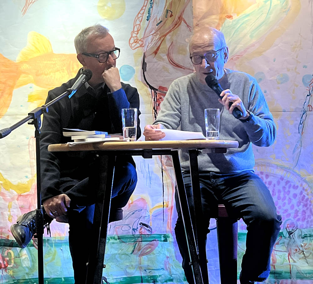 Die Kabarettisten und Autoren Ismael Fischmord und Stefan Reusch lesen am 20. November um 19 Uhr im Engel am Dom aus ihrem Buch „Feine Ablese“.